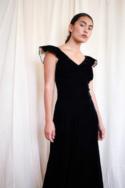 1930s Black Velvet Cape Sleeve Gown