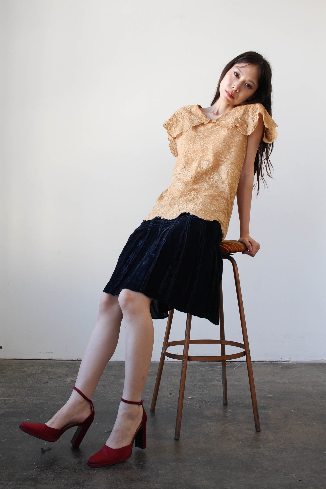 1930s Midnight Blue Velour Lace Dress