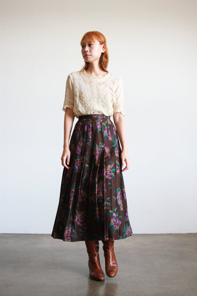 1980s Chocolate Floral Print Pleated Skirt