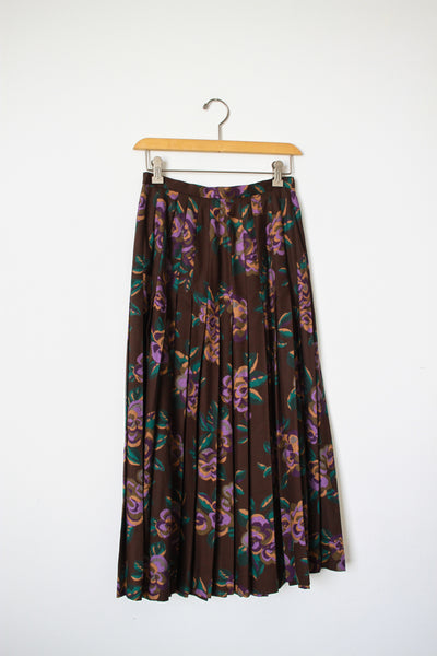 1980s Chocolate Floral Print Pleated Skirt