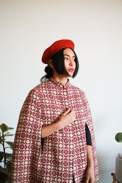 1960s Tile Pattern Print Woven Knit Cape