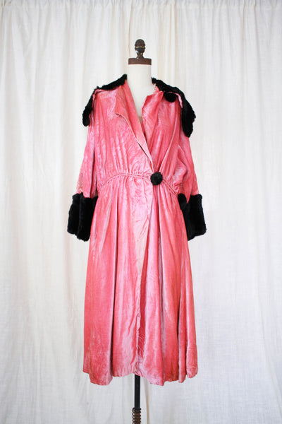 1920s Reversible Salmon Pink Velvet Opera Coat