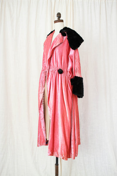 1920s Reversible Salmon Pink Velvet Opera Coat