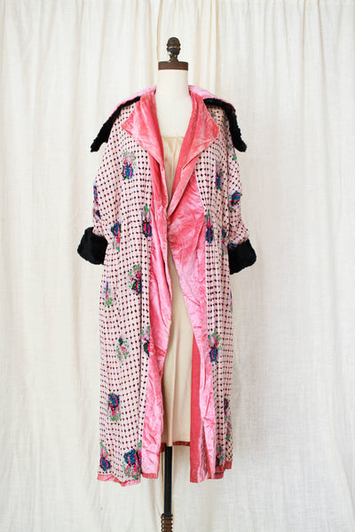 1920s Reversible Salmon Pink Velvet Opera Coat
