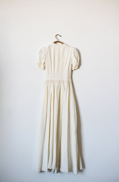 1940s White Taffeta Cap Sleeve Gown