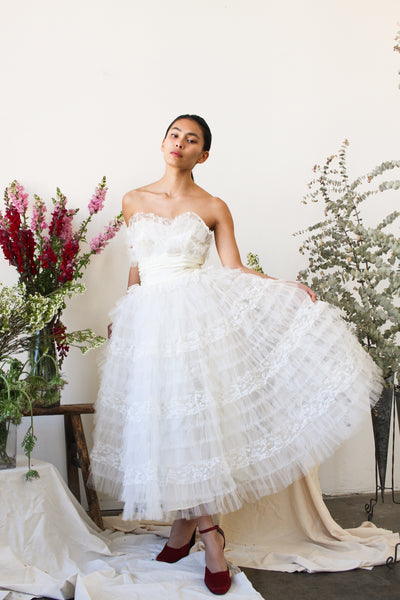 1950s White Net Tulle Tiered Strapless Party Dress