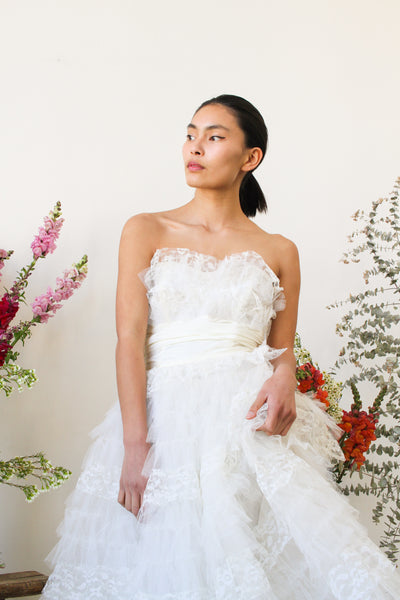 1950s White Net Tulle Tiered Strapless Party Dress